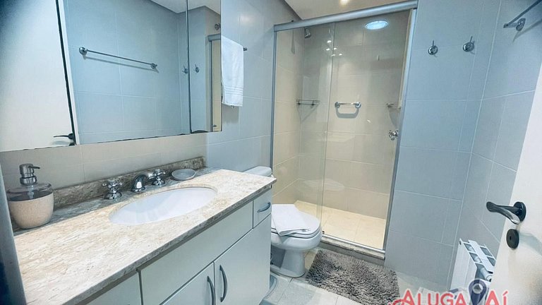 Apartamento 3 Quartos 800 mts da Rua Coberta