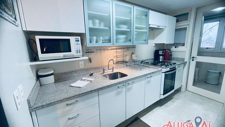 Apartamento 3 Quartos 800 mts da Rua Coberta